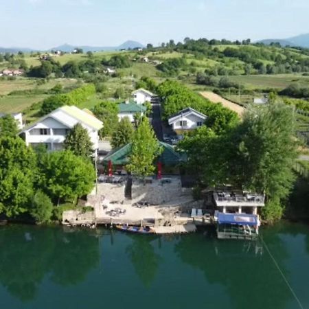 Apartments River Una 2 Бихач Экстерьер фото